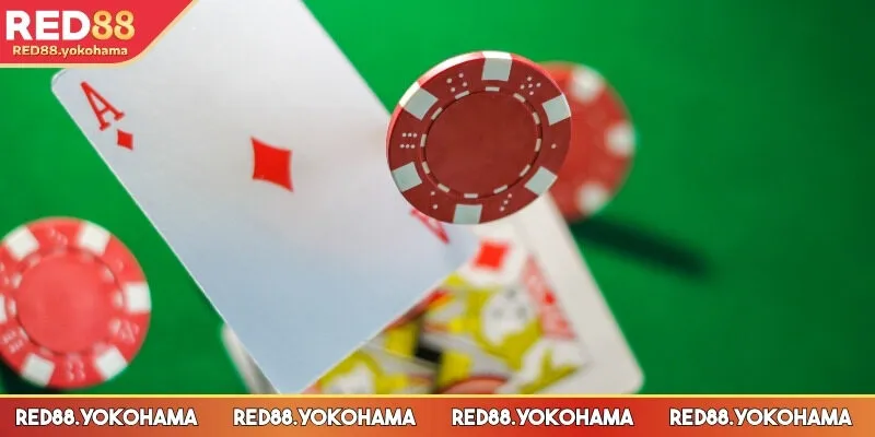 Mỗi lá bài sẽ có điểm số theo luật chơi bài Blackjack